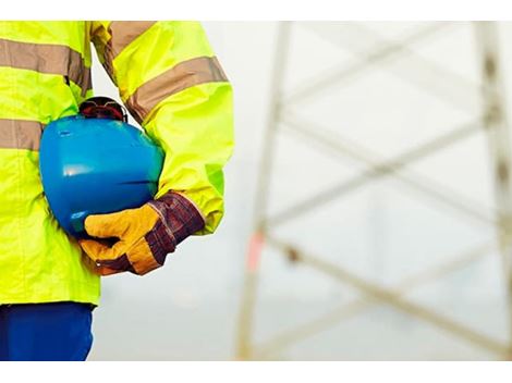 Pericias de Engenharia de Segurança do Trabalho. na Estação da Luz