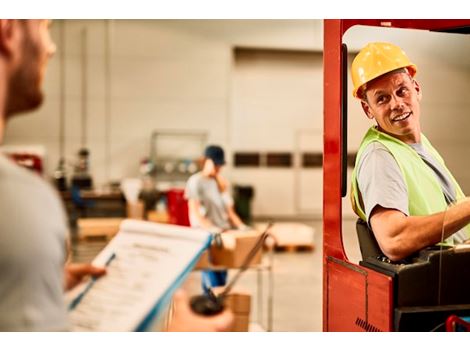 Treinamento de Operadores de Empilhadeira na Saúde